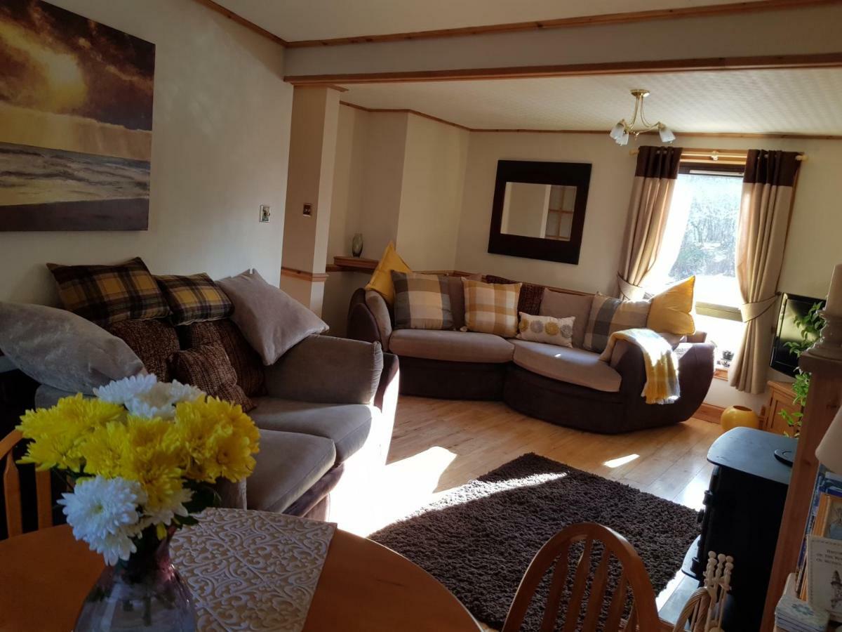 Loch Ness And Highlands Holiday Home Bearnock エクステリア 写真