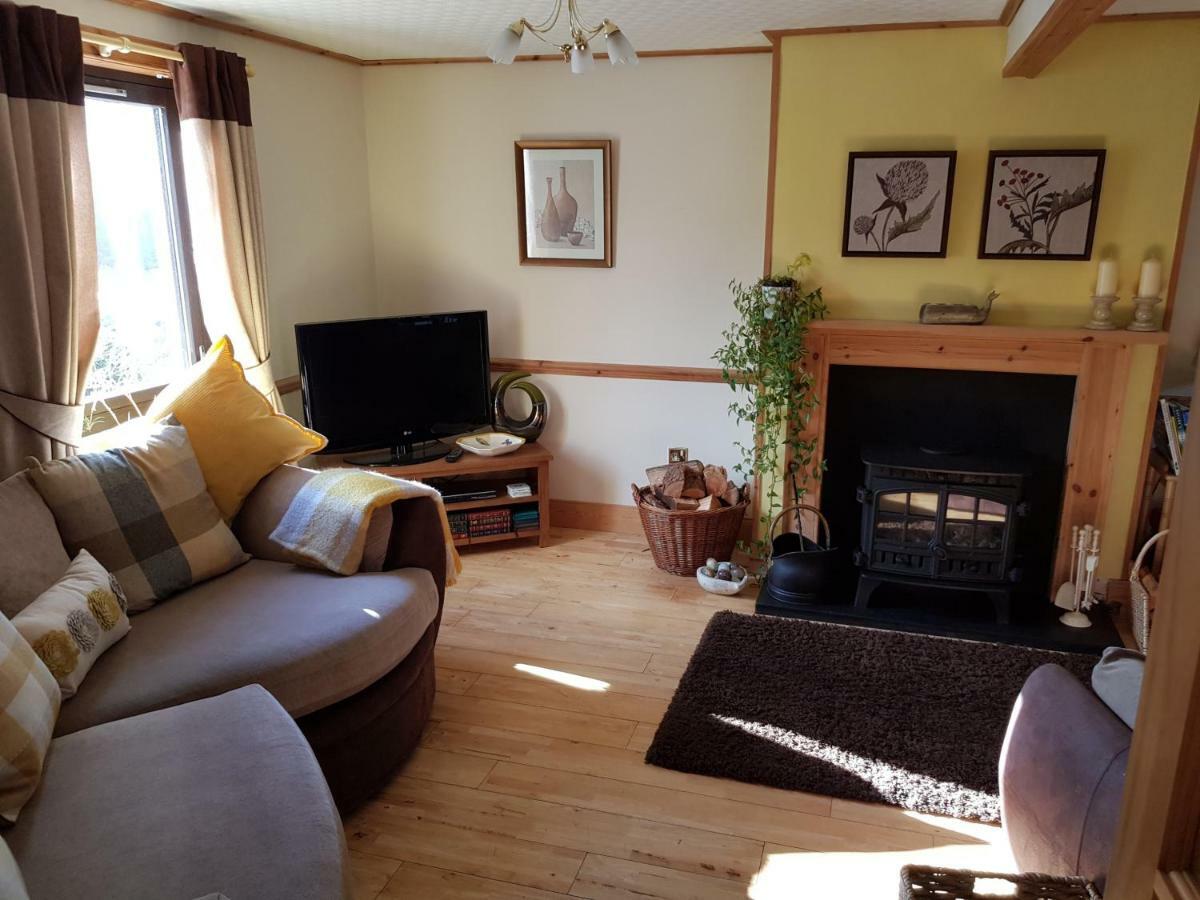 Loch Ness And Highlands Holiday Home Bearnock エクステリア 写真